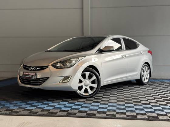 HYUNDAI ELANTRA 1.8 GLS 16V GASOLINA 4P AUTOMÁTICO HYUNDAI ELANTRA 1.8 GLS 16V GASOLINA 4P AUTOMÁTICO